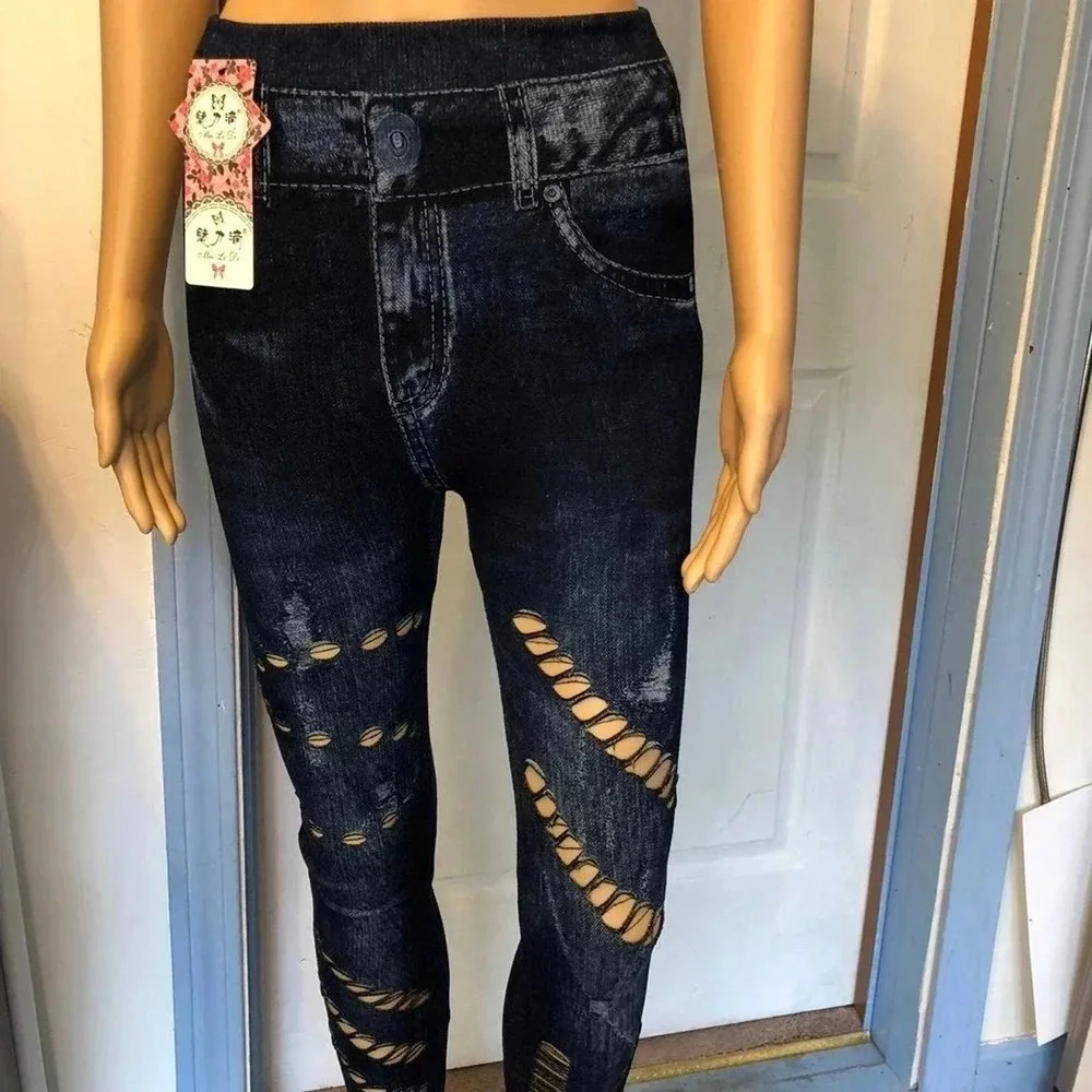 Super Stretch Distress Casual Pull on Pants/Jeans size S/M